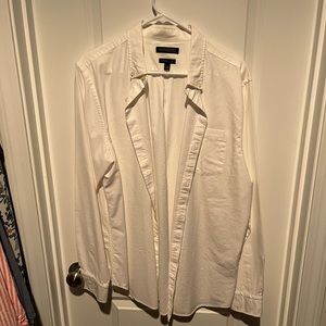 Banana Republic Camden Fit L white dress shirt
